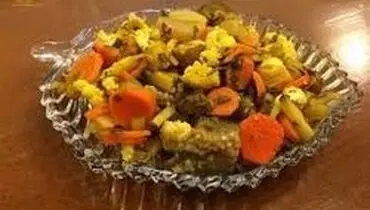 از خوردن ترشیجات در فصل تابستان  پرهیز کنید