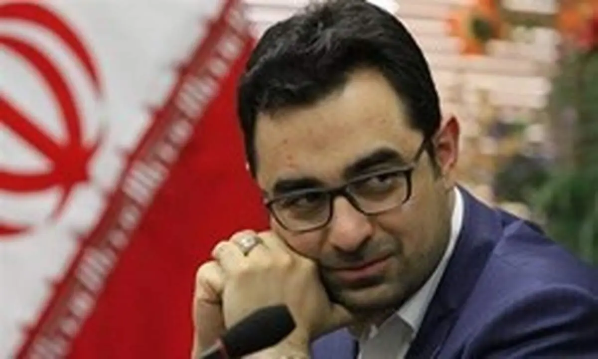 معاون ارزی بانک مرکزی بازداشت شد / سیف ممنوع الخروج خواهد شد؟