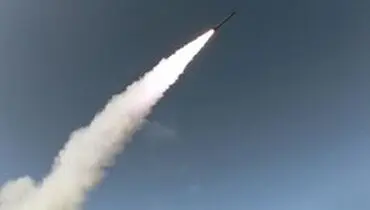 پادگان سعودی‌ها هدف موشک قرار گرفت