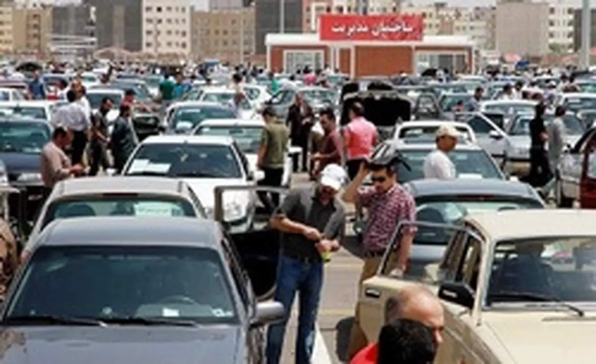 کاهش قیمت خودرو‌های داخلی در بازار +جدول