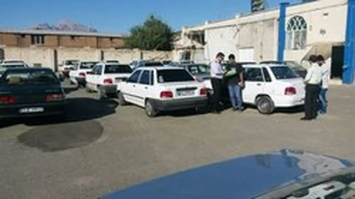 ۲۰ دستگاه خودروی متخلف توقیف شد