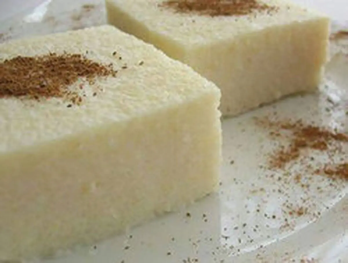 طرز تهیه دسر سمولینای شیری