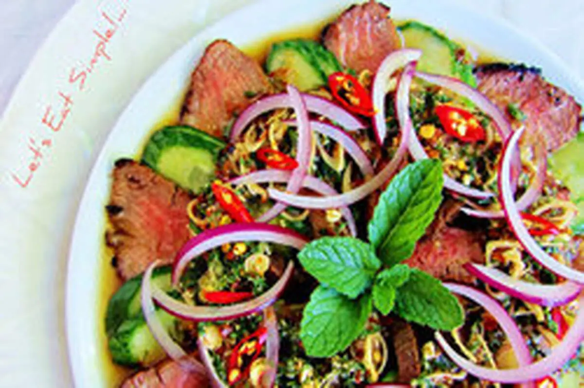 روش تهیه‌ی سالاد گوشت تایلندی