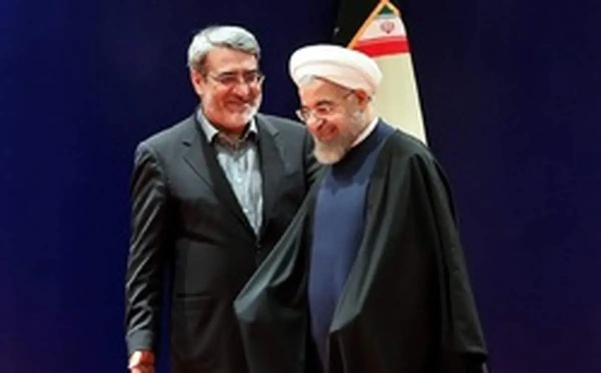 روحانی روزانه چند ساعت کار میکند؟