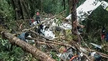 سقوط هواپیمای تجاری در اندونزی ۸ کشته داشت