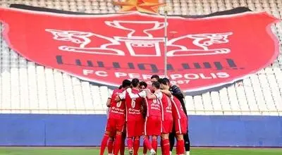 غم در چهره، تعهد در دل؛ وحید همچنان سکاندار پرسپولیس