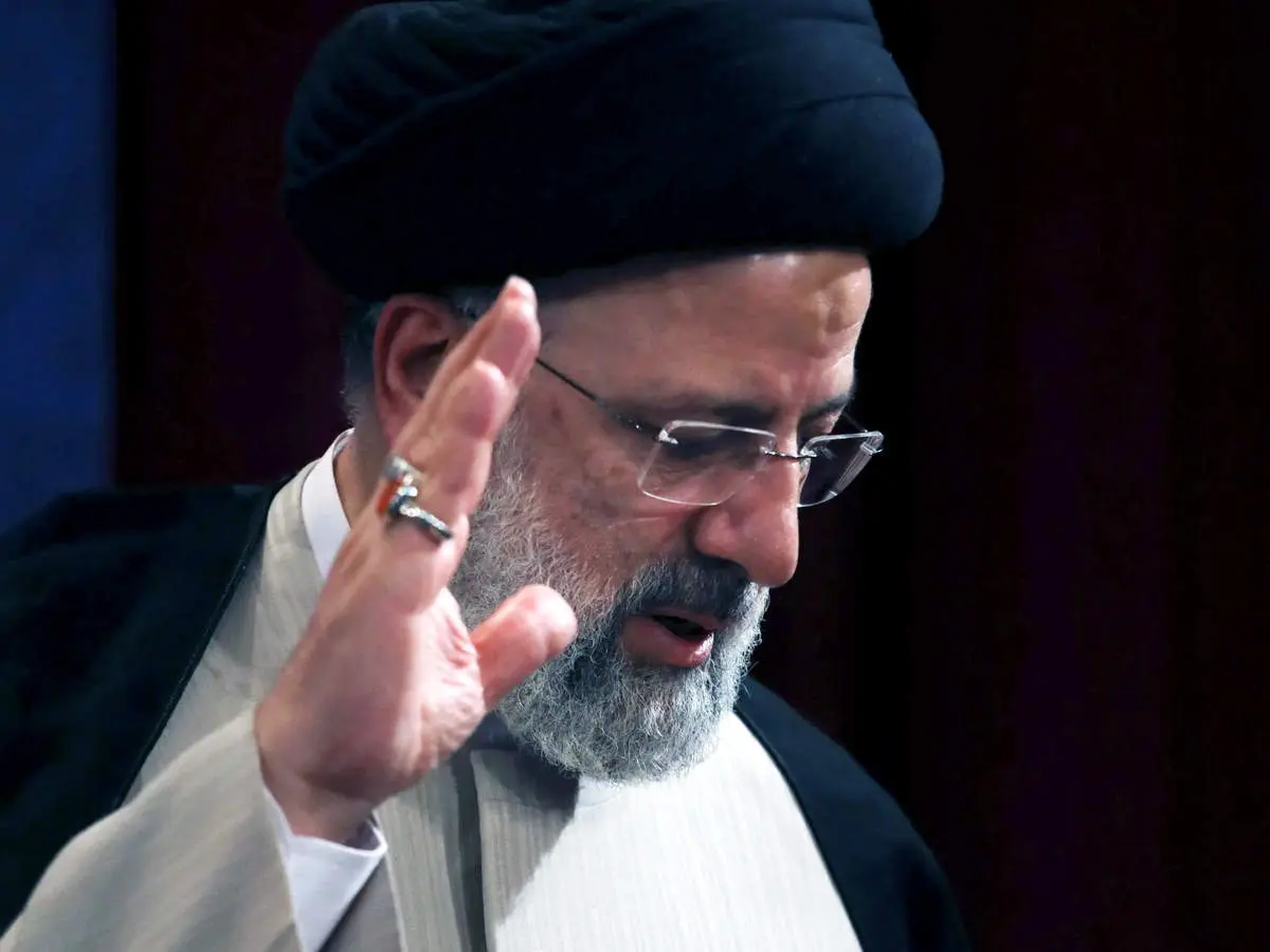 پست عجیب مومن نسب در مورد دلیل سقوط هلیکوپتر شهید رئیسی+ عکس