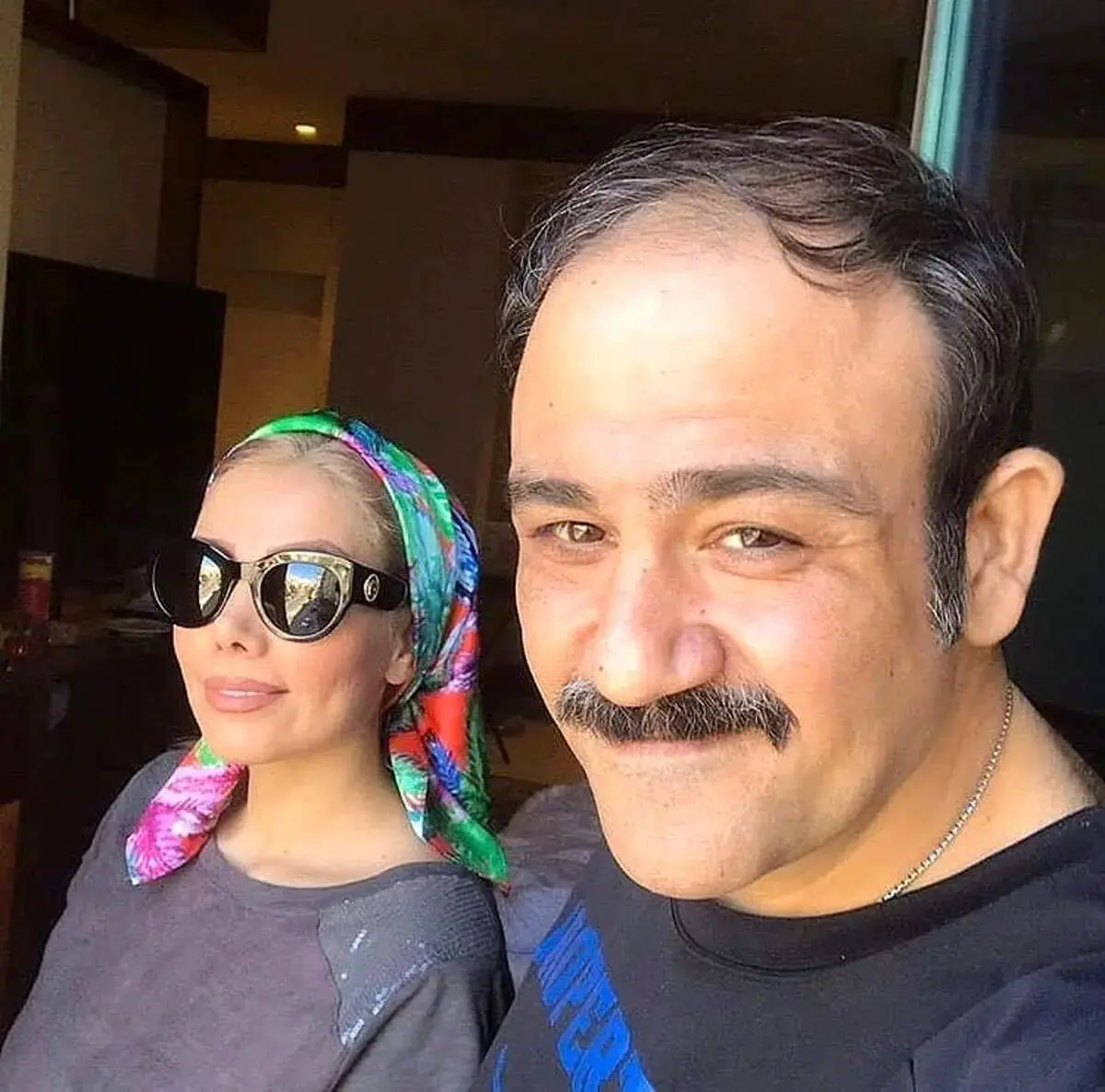 سلفی جذاب مهران غفوریان وهمسرش پربازدید شد!