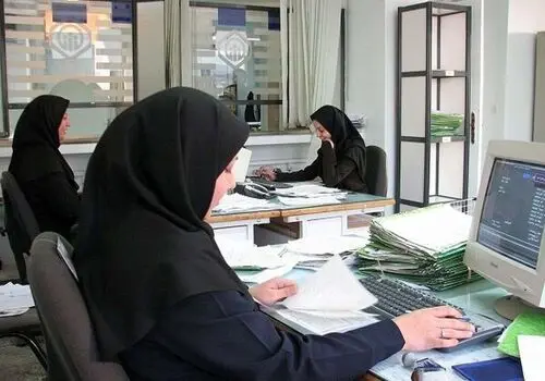 مخالفت مجلس با کاهش ساعت کار زنان به ۲۰ ساعت در هفته