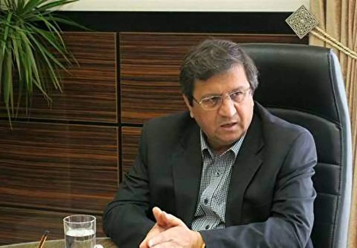 ثبات و آرامش را به بازار ارز و پول برمی‌گردانم