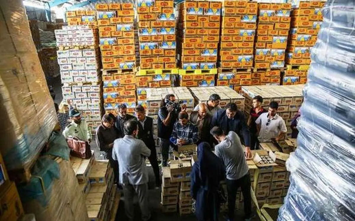 از نظر شما نحوه برخورد و مجازات محتکران چگونه باشد؟