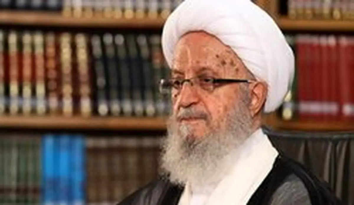 آیت‌الله مکارم شیرازی: جو حاکم در ورزشگاه‌ها مناسب زنان نیست/ می‌توانند این برنامه‌ها را از رسانه‌ها ببینند