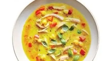 طرز تهیه سوپ مرغ و نخود زردچوبه‌ای
