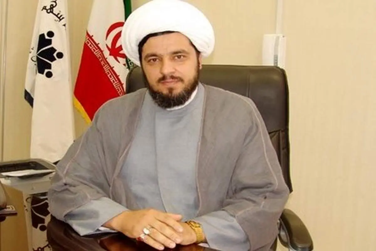 آیا خواندن دعای عرفه به زبان فارسی ثواب کمتری دارد