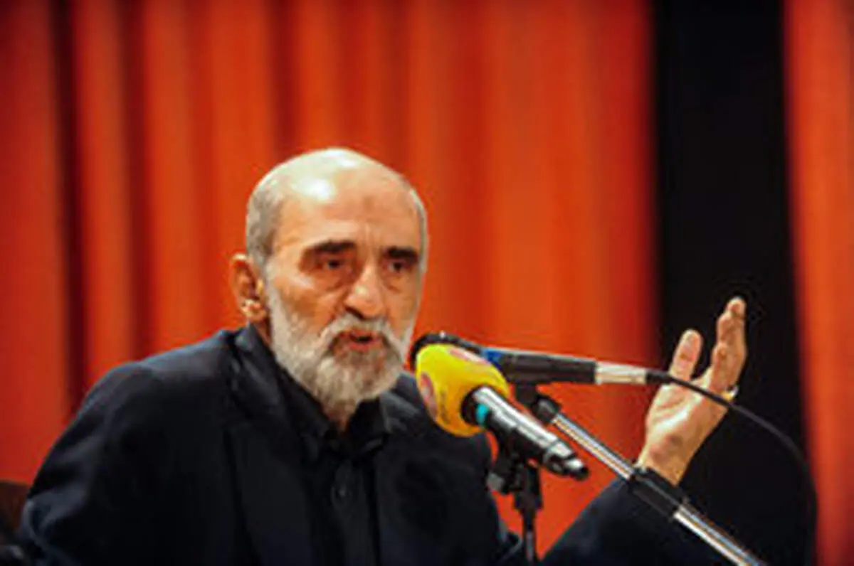 شریعتمداری: کسانی که بحران ندیده‌اند، همه‌چیز را بحرانی می‌بینند