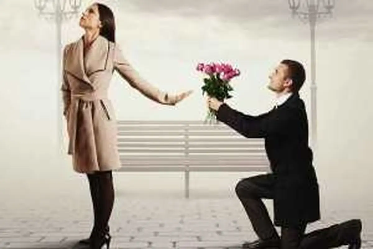در جواب دوستت دارم کسی که دوستش نداریم چه بگوییم؟