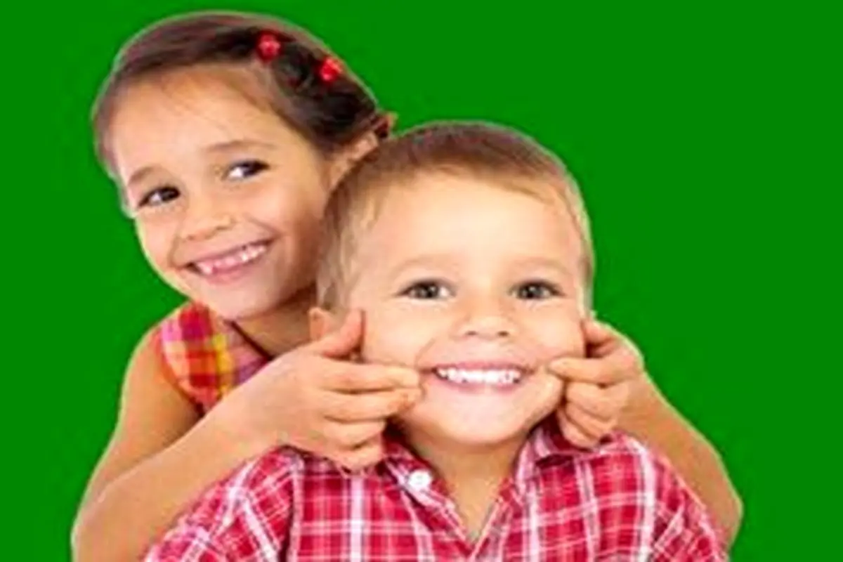 استفاده از نخ دندان برای کودک از چه سنی شروع می‌شود؟