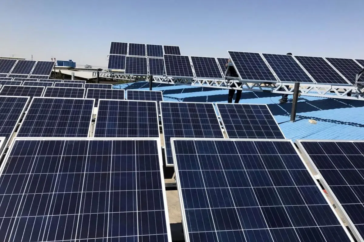 توقف پروژه نیم میلیارد دلاری ساخت نیروگاه عظیم خورشیدی