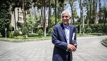 آیا منع به کارگیری بازنشستگان شامل حال شهردار تهران می‌شود؟