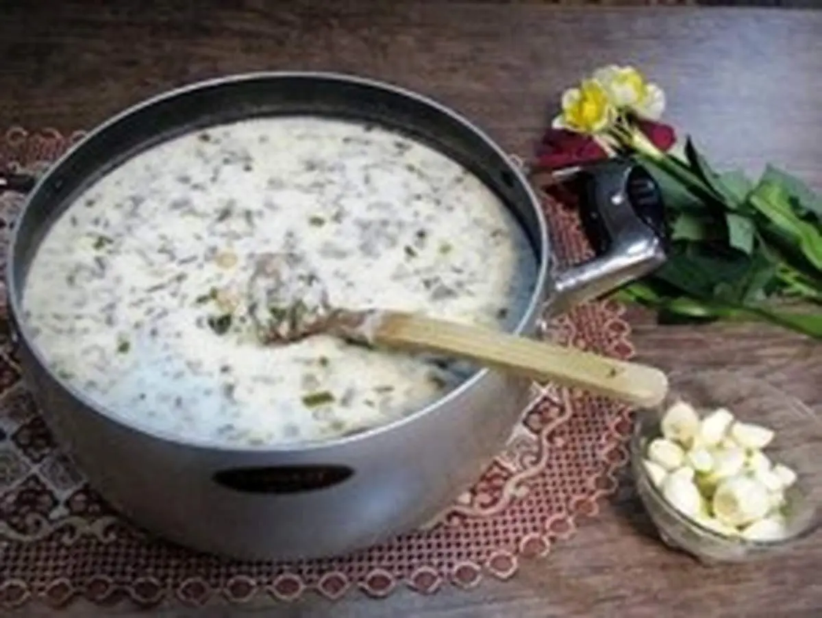 طرز تهیه آش دوغ قزوین