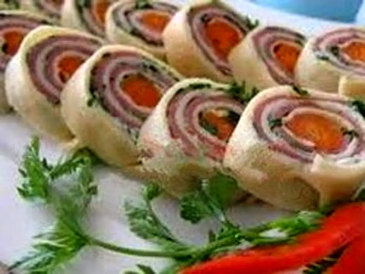 طرز تهیه رولت کالباس لذیذ و پر طرفدار