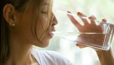 آیا آب می‏تواند موجب کاهش وزن شود؟