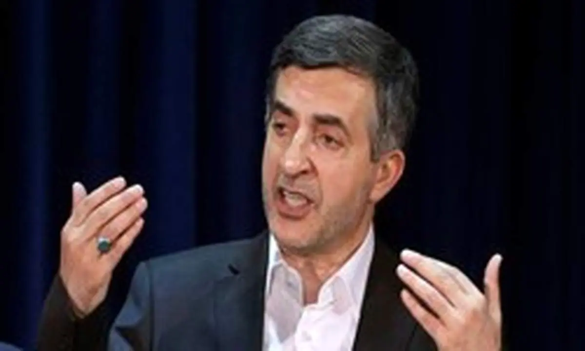 مشایی علیرغم اعلام قبلی به دادگاه رفت