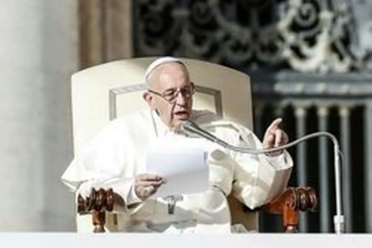 عذرخواهی پاپ به دلیل کودک آزای توسط کشیش‌ها