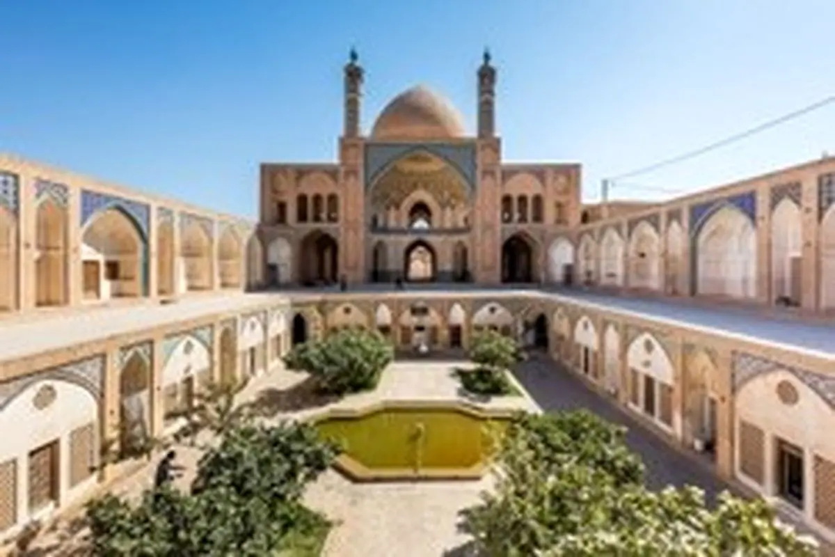 مسجد و مدرسه آقابزرگ، از باشکوهترین و زیباترین مساجد دوره قاجار