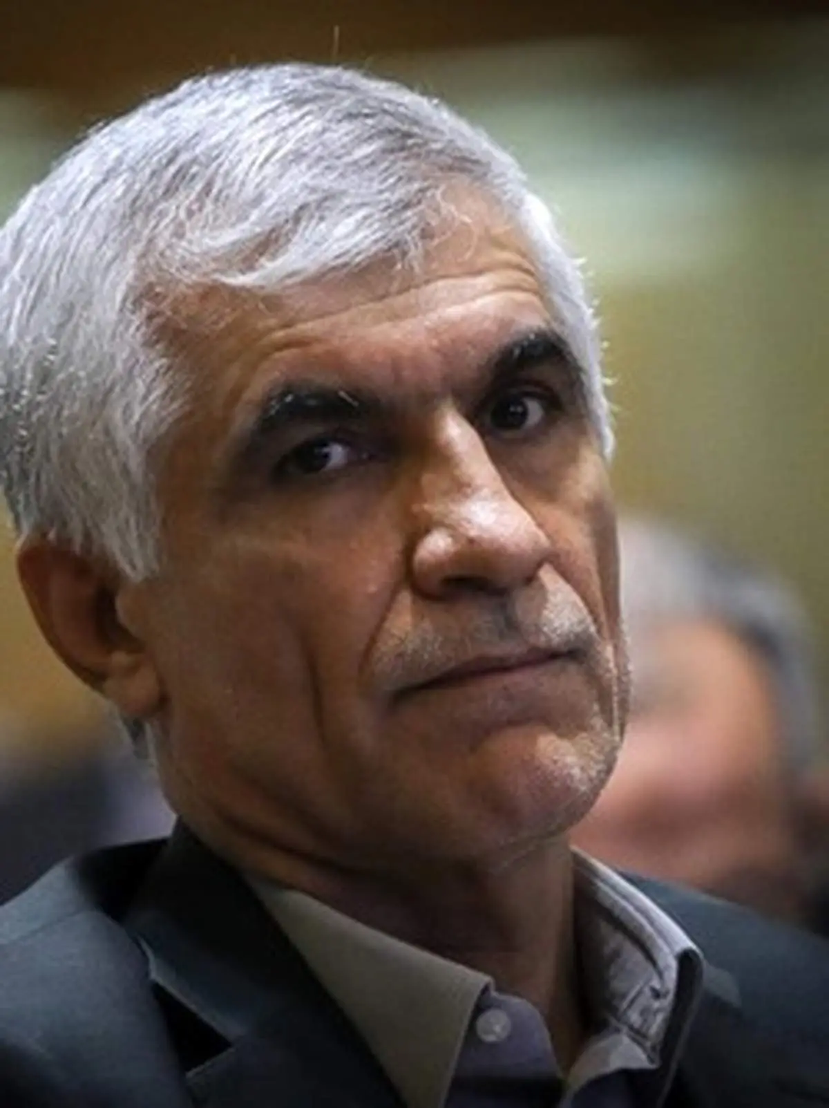 افشانی به تلویزیون میرود