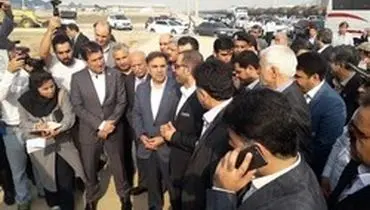 آخوندی در خوزستان چه می‌کند؟