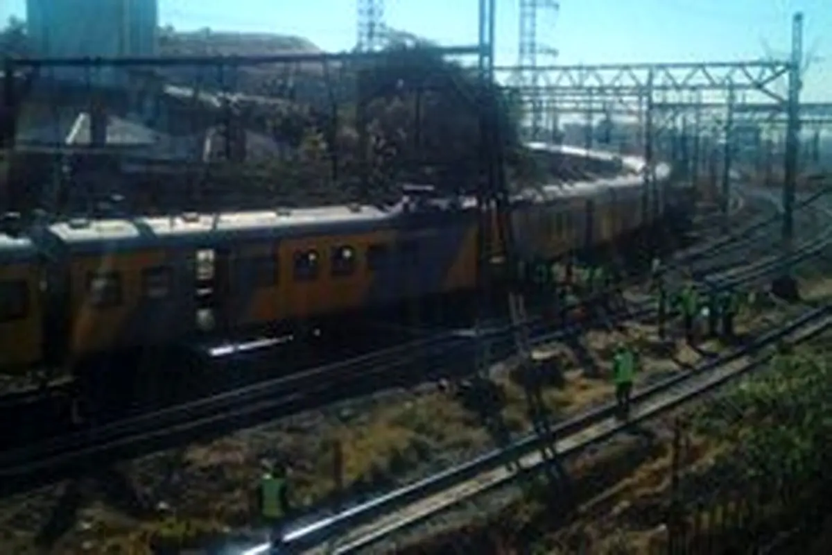 برخورد ۲ قطار در آفریقای‌جنوبی ۱۰۰ زخمی داشت