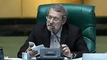 لاریجانی: سوال از رئیس‌جمهور صراحت استنکاف یا نقض قانون ندارد