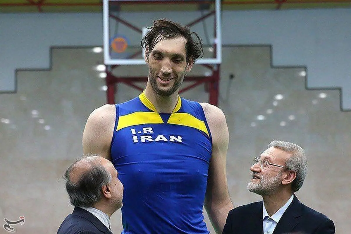 عکس جالب از لاریجانی و وزیر ورزش در کنار مرتضی مهرزاد