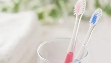 مسواک را داخل دستشویی نگذارید