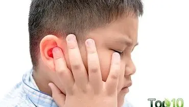 گوش درد کودکتان را با این ۱۰ روش از بین ببرید