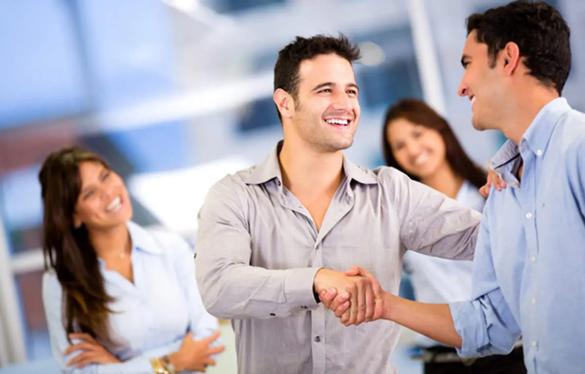 چرا دوست یابی بعد از ۴۰ سالگی سخت می‌شود؟