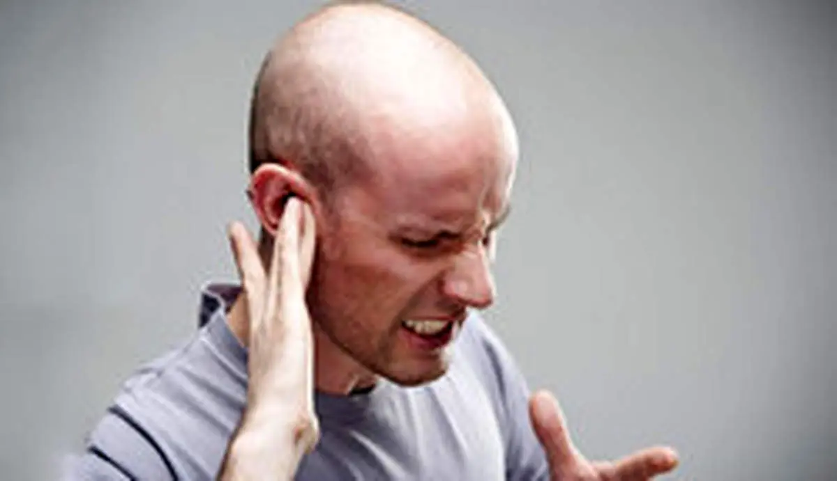 پارگی پرده گوش چه علائمی دارد؟