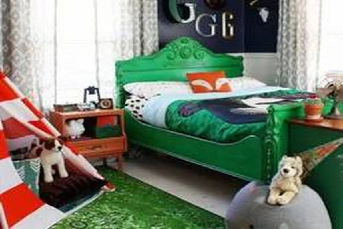 دکوراسیون اتاق خواب کودک به رنگ سبز و تم جنگل