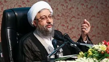 آملی لاریجانی: برخی تصور می‌کردند اگر بست بنشینند، قوه قضاییه عقب نشینی می‌کند/ دشمن در پی ایجاد تفرقه میان مردم ایران و عراق است