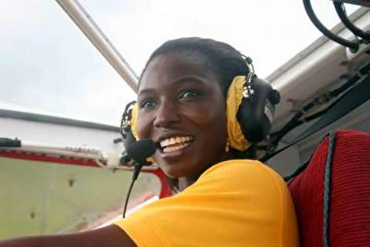 ویدیو| پرواز اولین زن خلبان در غنا