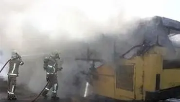 اتوبوس مسافربری در آتش سوخت +تصاویر