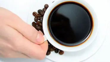 تمیز کردن لکه چای و قهوه از روی فنجان