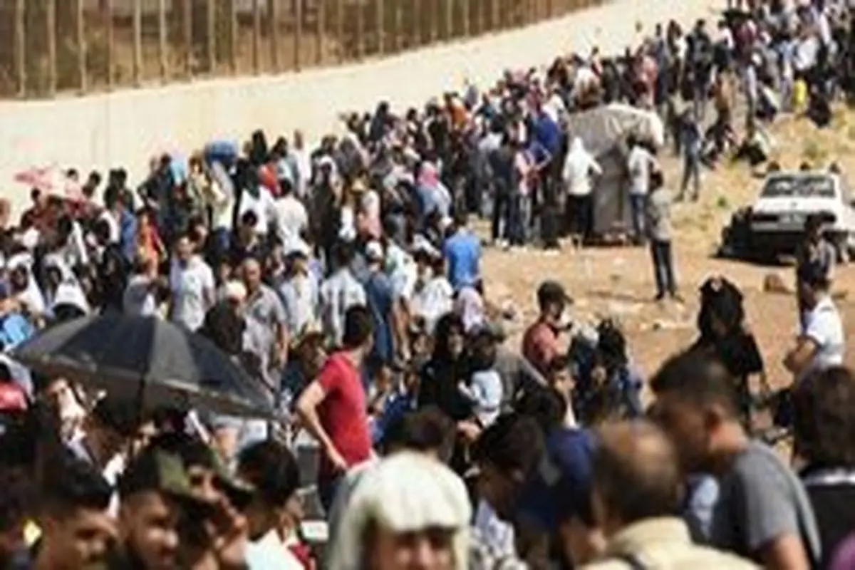 تهدید ترکیه به باز کردن مرزهای خود در مقابل آوارگان سوری برای رفتن به اروپا
