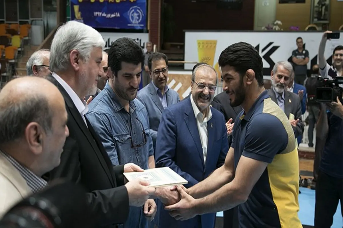 بانکپاسارگاد از کشتیگیران مدالآور در بازیهای آسیایی ۲۰۱۸ تقدیر کرد