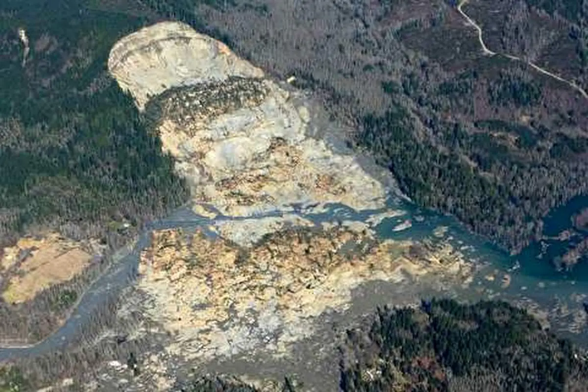 ویدیو| رانش مرگبار زمین در فیلیپین