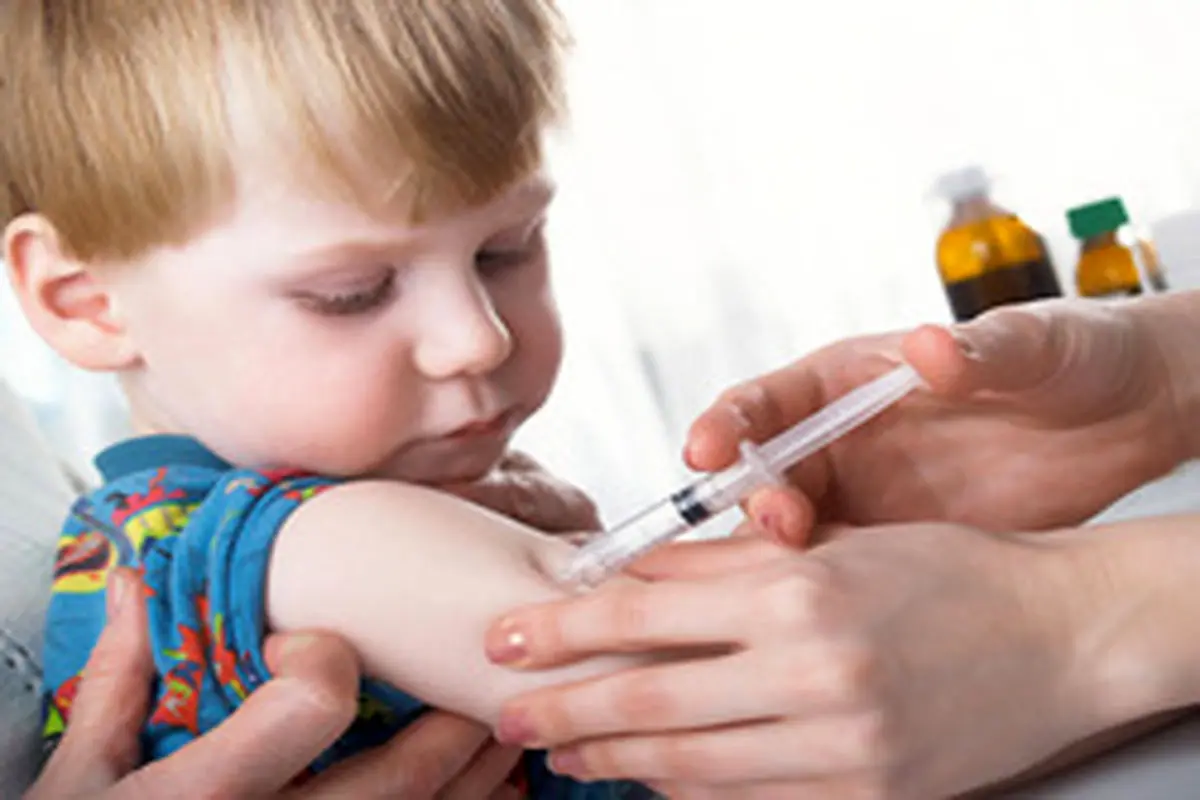 آیا می‌توان تمام واکسن‌های کودکی را به یکباره تزریق کرد؟