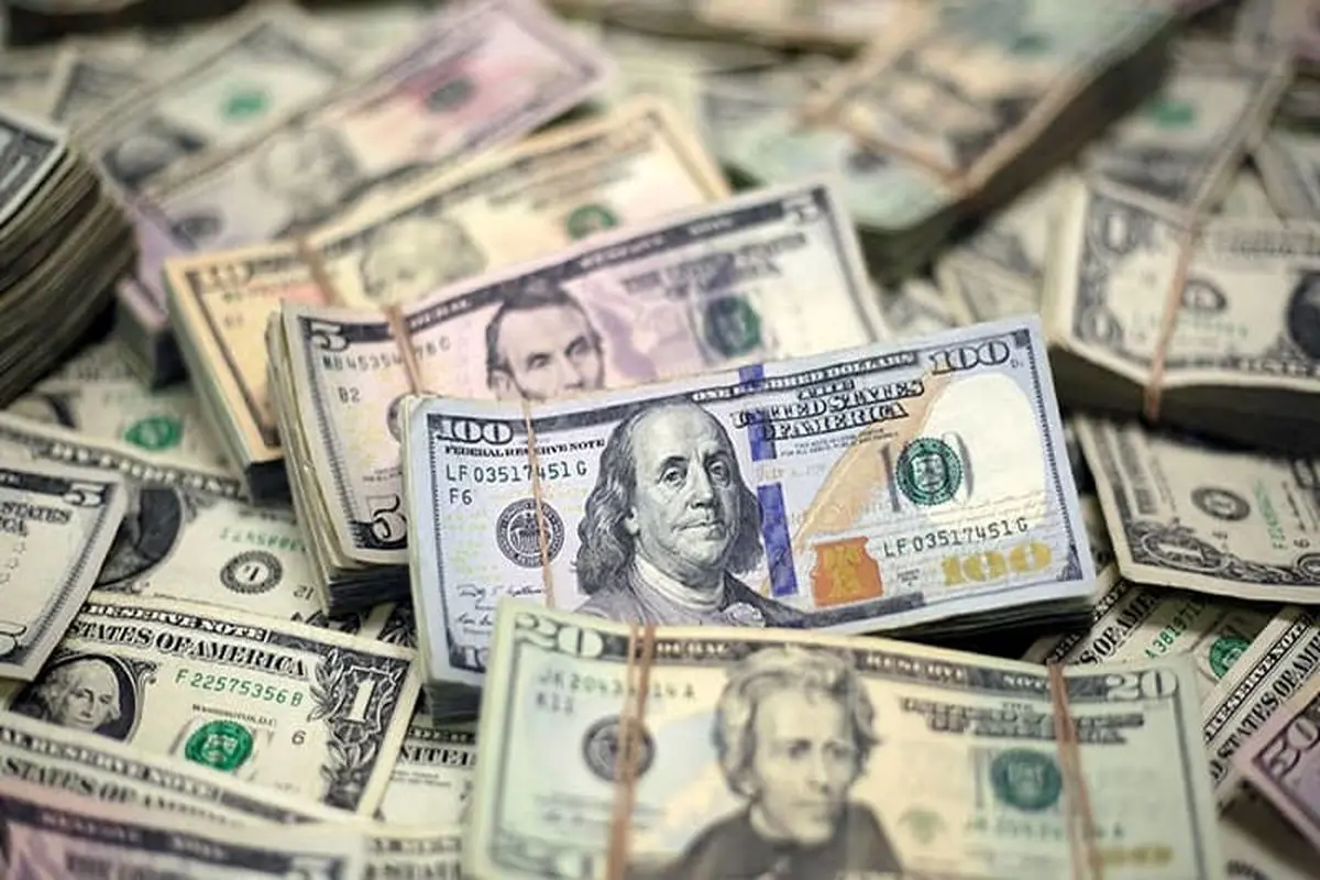رقابت تنگاتنگ ارز‌ها در التهاب بدون پایان بازار /دلار به ۱۶۰۰۰ تومان رسید