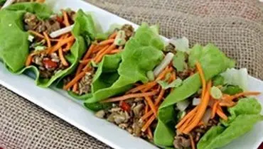 کاهوپیچ بوقلمون؛ غذای سالم و خوشمزه