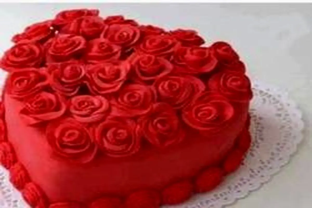 مدل کیک قلبی قرمز و شکلاتی برای سالگرد ازدواج
